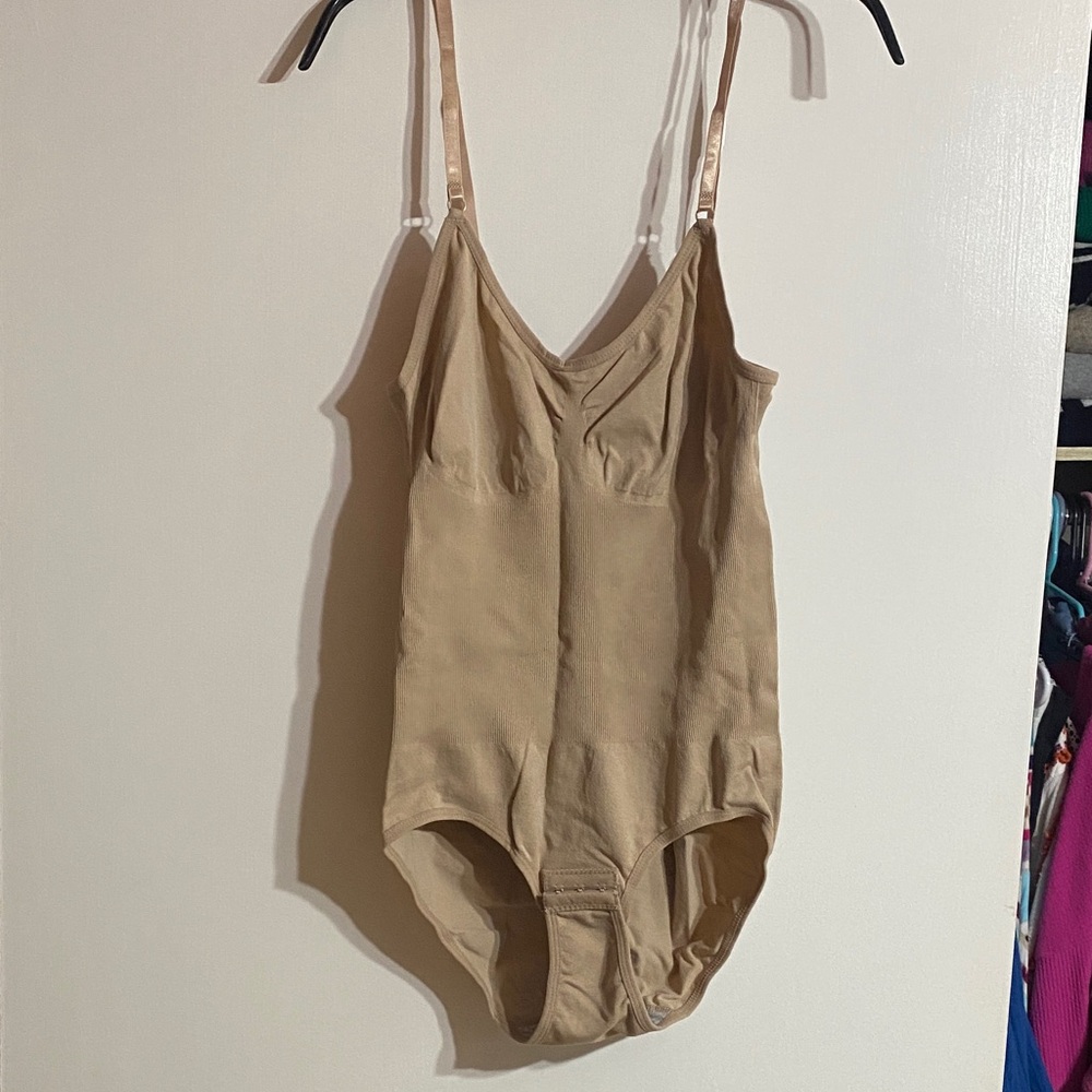 Heyshape Beige Snatched Shapewear Bodysuit with Adjustable Straps